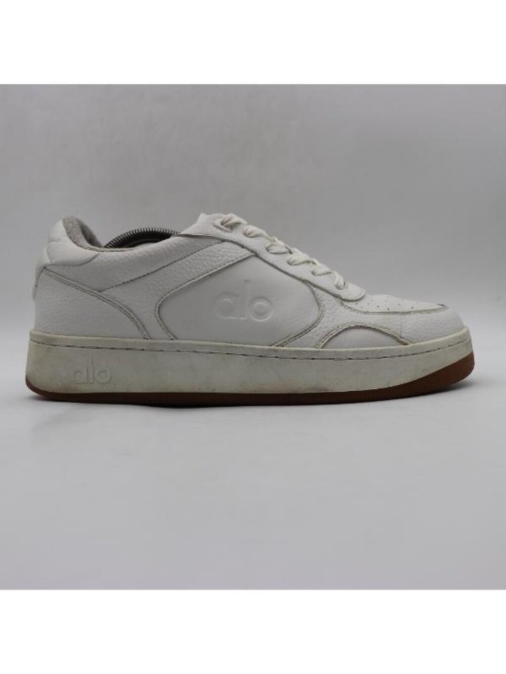 Alo Yoga Recovery Mode White Gum Men's 10.5 Athletic Sneakers Walking Training